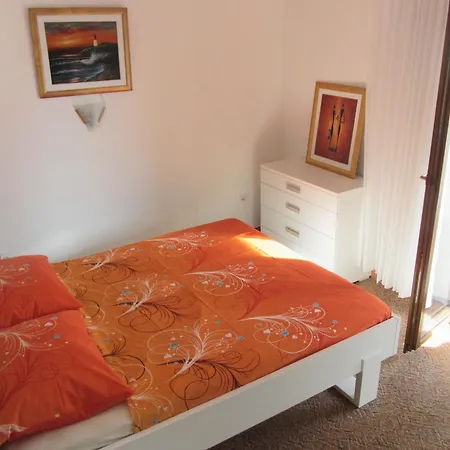 7631a Apartment Supetar